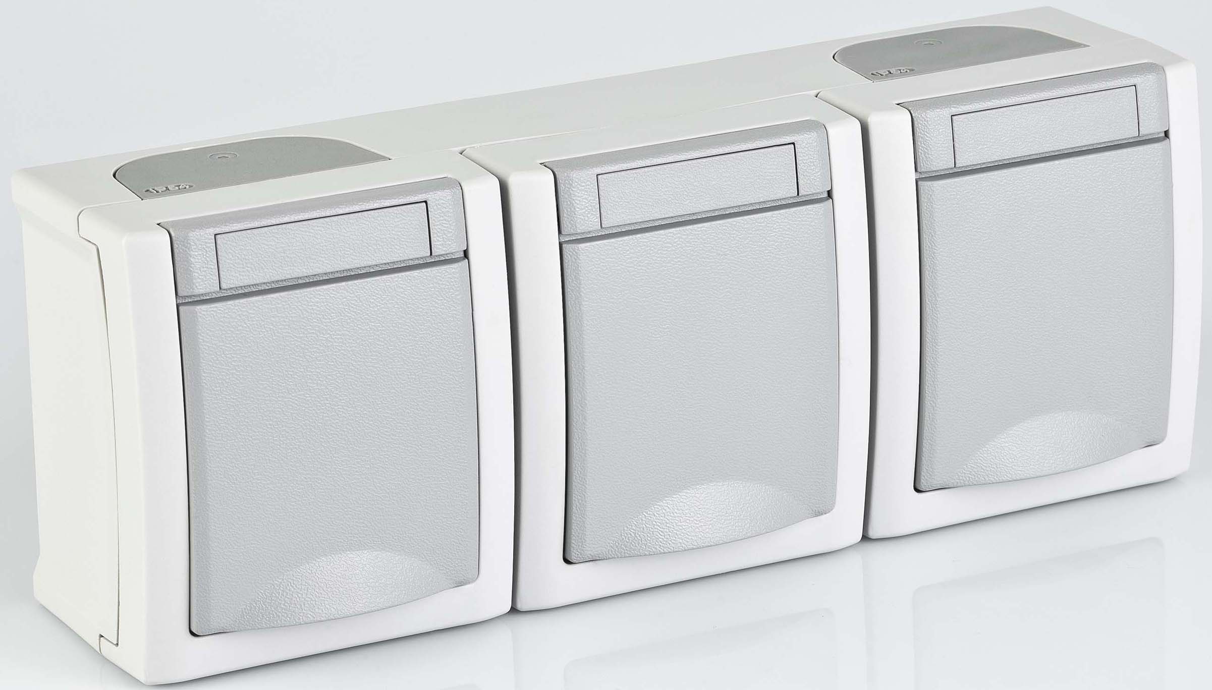 Panasonic Steckdose 3-fach waager. FR-AP IP54 90591498-DE Panasonic Steckdose 3-fach waager. FR-AP IP54 90591498-DE