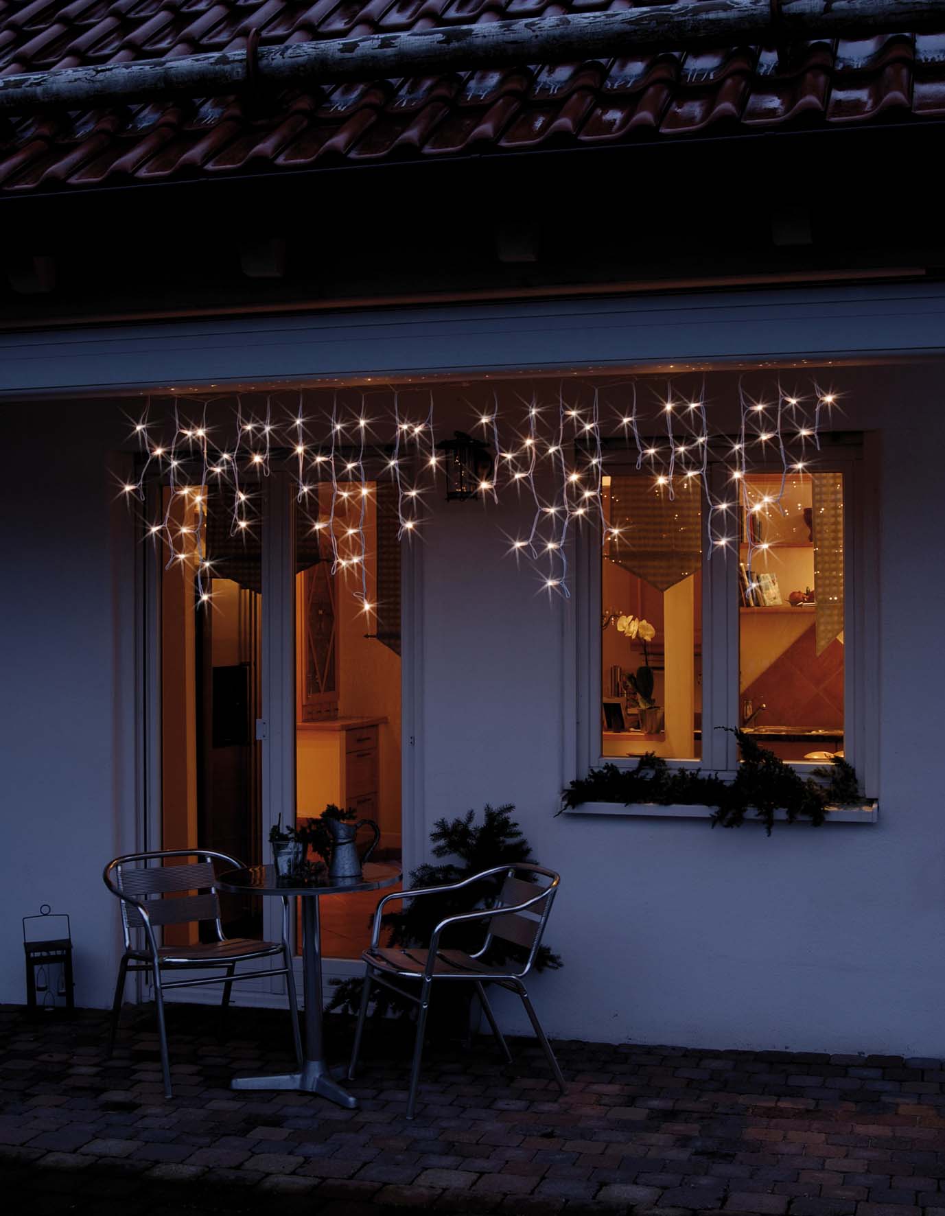 Hellum LED-Eislichtvorh. 2,1x0,5m verlängerbar weiß 555400 Hellum LED-Eislichtvorh. 2,1x0,5m verlängerbar weiß 555400