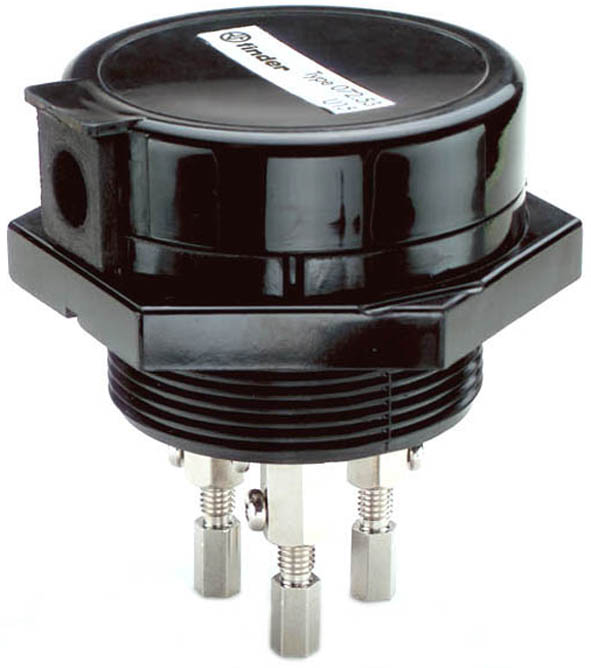 Finder Elektrodenhalter 3-polig 072.53