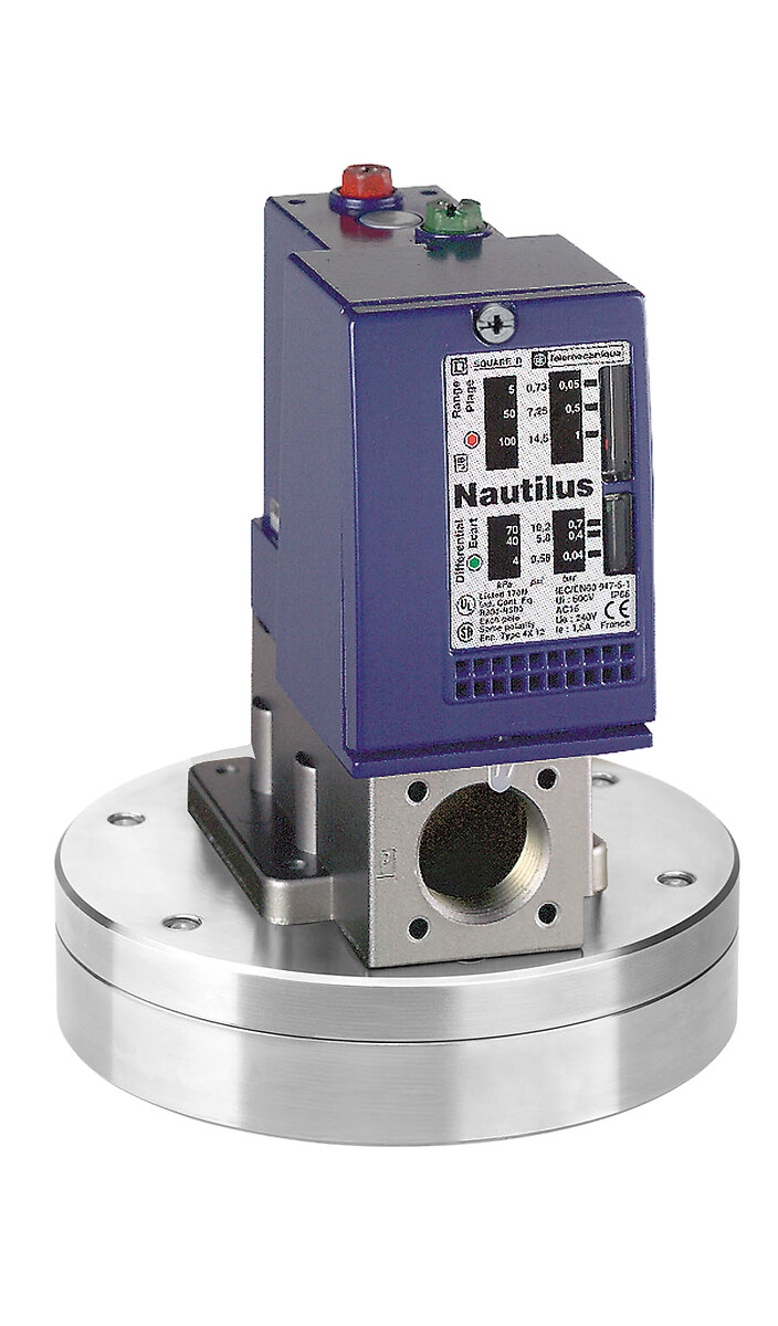 Telemechanique Sensors Druckschalter 2,5 bar, 2 OC XMLCS02B2S11