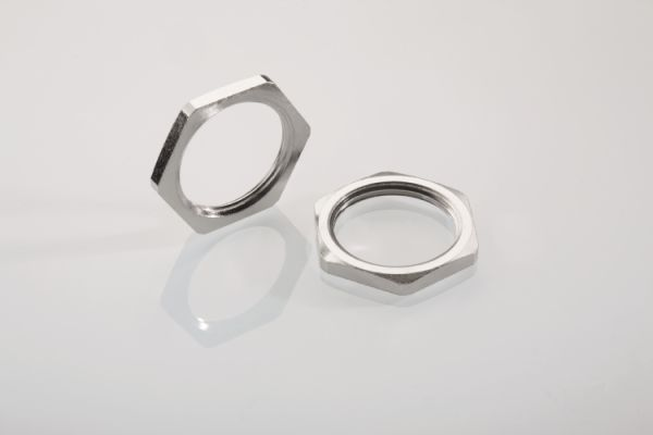 Pflitsch Gegenmutter Messing vernickelt 220/5 M20