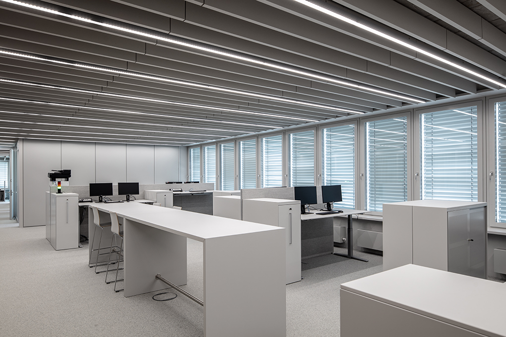 Loblicht LED linear luminaire Toni 1500 U 4200 840 O X SB – 300000