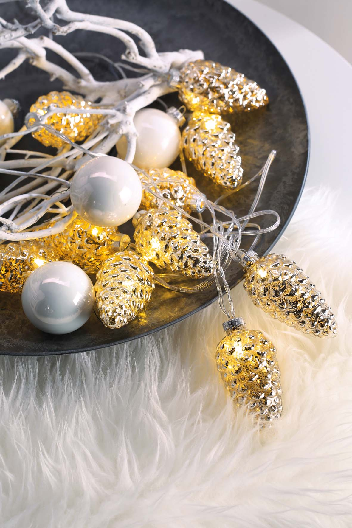 Hellum LED-Lichterkette Zapfen 10 LEDs 521320